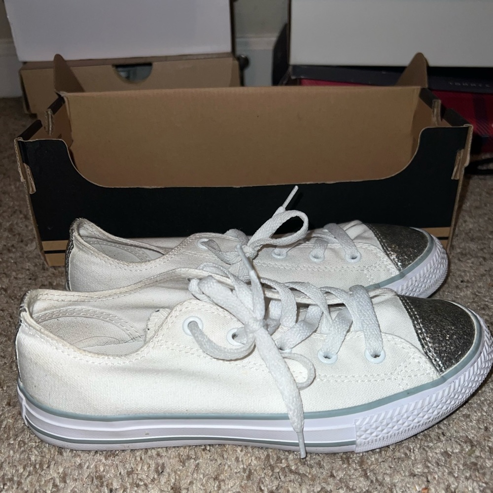 Sparkle Toe Converse